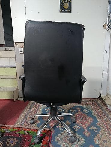 dəri divan: Təkərli, Qolları tənzimlənmir, Süni dəri — 2