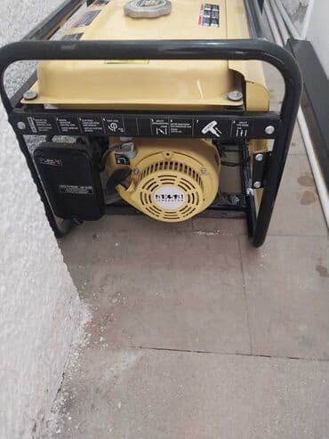 benzinlə işləyən generator: Aksa Power AAP3500B benzin generatoru. Bu generator elektrik enerjisi — 3