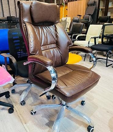 Ofis dolabları: Yeni, Təkərli, Qolları tənzimlənir, Dəri — 6