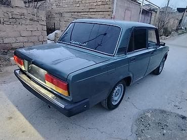 masin satisi: VAZ 2107 sedan - Kuzov: klassik 4 qapılı sedan, tünd yaşıl rəng - Ön — 9