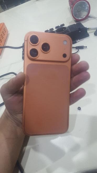 ipon: IPhone 17 Pro Max, 512 GB, Narıncı, Qırıq — 3