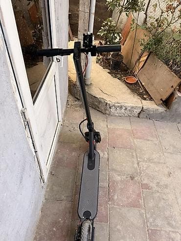 rezin batut: Elektrik skuter – qatlana bilən şəhər modeli - Rəng: qara - Güclü — 1
