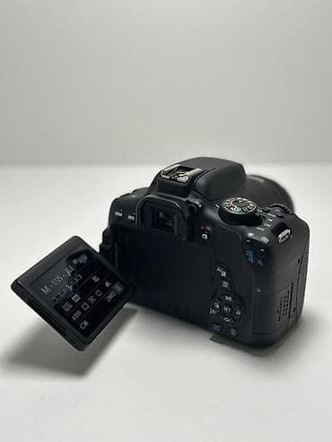 Canon EOS 750D DSLR fotoaparat + EF‑S 18‑55mm IS STM obyektiv - 24.2