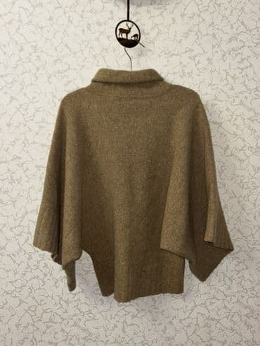 Kürklər: Qadın geyimləri dəsti - Ağ qısa don: dizüstü uzunluq, qat-qat ətək — 7