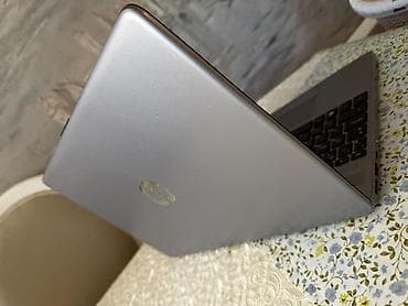 infinix zero 40: 💻 Intel Core i5-1035G1 🧠 32 GB RAM 💾 256 GB SSD 🖥️ Windows 11 ✅ — 3