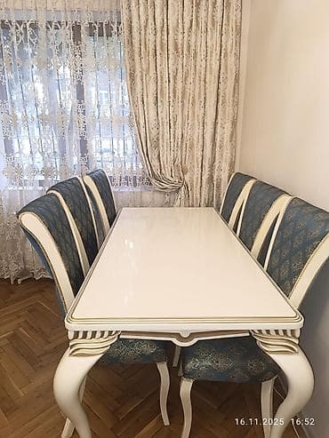 7 gozel gulu: SnStol.6 stul birge 500 azn.Ecemi ( 3474) SN — 1