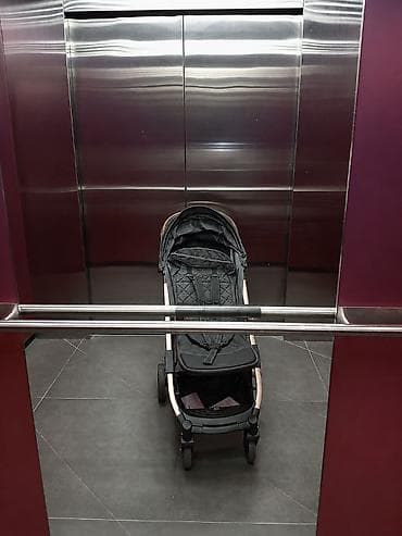 maxi cosi: Kidilo uşaq arabası. Üzərində kenquru hədiyyə verilir — 1