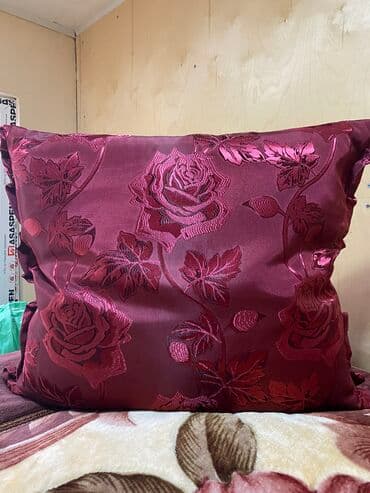 ортопедическая подушка: Yastiq tezedi hec işlenmeyib yer olmadiği üçün satilir.Çox gözel — 2