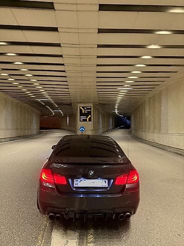 ucuz bmw: BMW 5 Series (F10) sedan - Kuzov: qara rəng, 4 qapı, M-stil — 3
