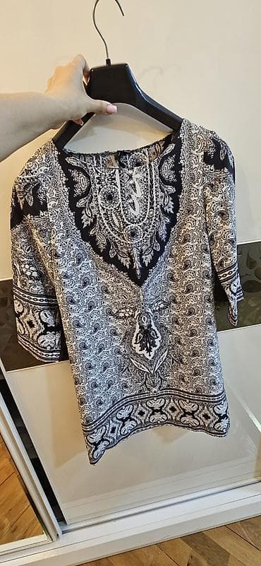 usta geyimi: Mango brendi qadın bluzası - Model: Suit xətti, qısaqol - Rəng və — 1