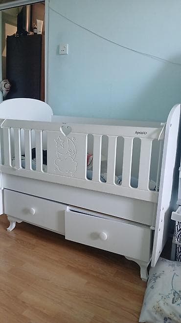 matras islenmis: Oğlan və qız üçün, İşlənmiş, Dördbucaq, Beşik, Dəst ilə, Matras ilə, Yellənmə mexanizm ilə — 1