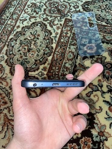 Tata: Infinix Hot 60, rəng - Qara, Sensor — 6