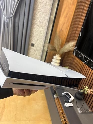 playstion 2: TEZE KİMİDİ USDUNDE 2 EDED OYUN DİSKİ VERİLİR REAL ALİCİYLA RAZİLAWMAQ — 2