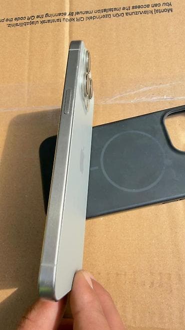 ipon 11: IPhone 15 Pro Max, 256 ГБ — 4
