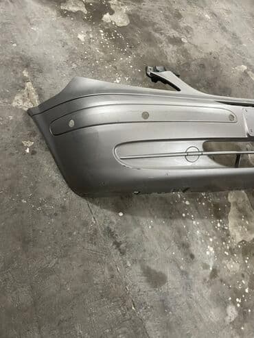 Ban, Kuzov hissələri: Ön, Mercedes-Benz W210 E-Class, 2009 il, Ünvandan götürmə — 3