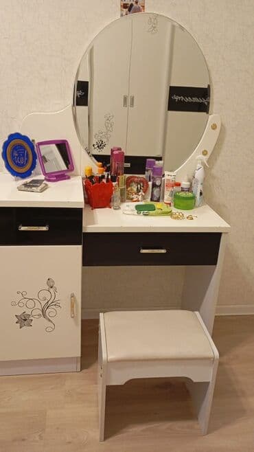 qara dolab: İkinəfərlik çarpayı — 4