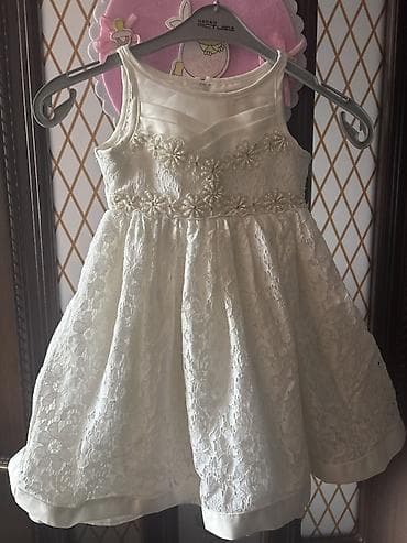 Ağ rəngli qız uşağı üçün mərasim paltarı - Model: yuxarı hissəsi