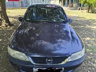 damas masin: Opel Vectra: 1.8 l | 1997 il 463954 km Sedan — 7