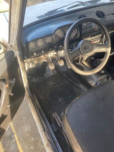 124 kuza mercedes: VAZ 2106 sedan - Kərənt: benzin - Ötürücü: arxa - Korpus: 4 qapılı — 10