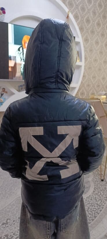 Kurtka, Uniseks, 5 - 6 yaş lalafo.az -da Kurtka, Uniseks, 5 - 6 yaş