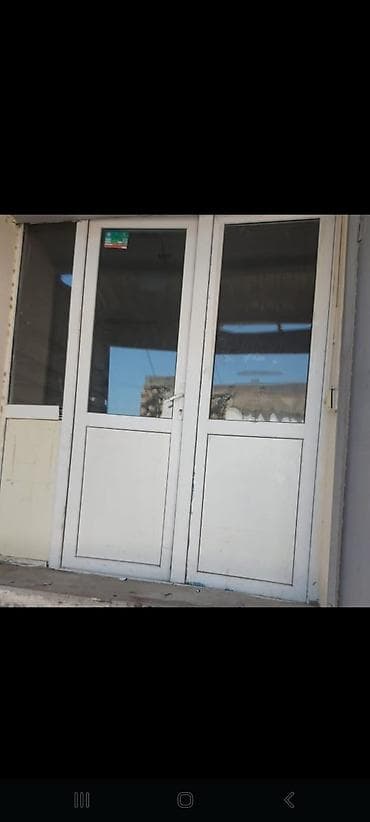 giris qapi: PVC giriş qapısı – ikiqat açılan - Material: ağ PVC profillər - — 1