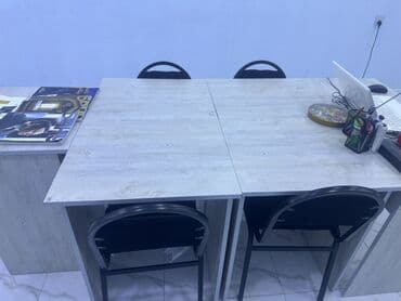 Офисные, игровые кресла: Qiymət 1 ədədə aiddir 
Masa və stul
6 ədəddir — 1