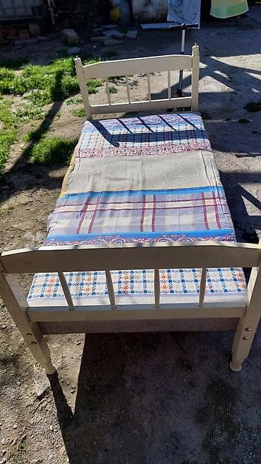 Təknəfərlik çarpayı, Bazasız, Matras ilə, Siyirməsiz