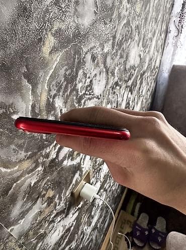 ikinci el 7 plus: IPhone 7 Plus, Qırmızı, Barmaq izi — 6