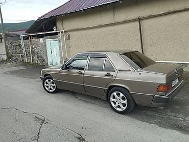 mersedes vozduxamer: Mercedes-Benz 190 (W201): 2 л | 1991 г. Седан — 7