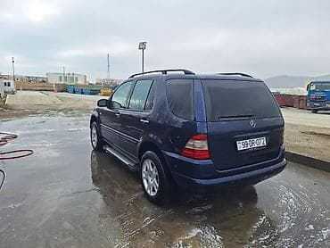 mercedes 270: Mercedes-Benz ML 270: 2.7 l | 2001 il Ofrouder/SUV — 2