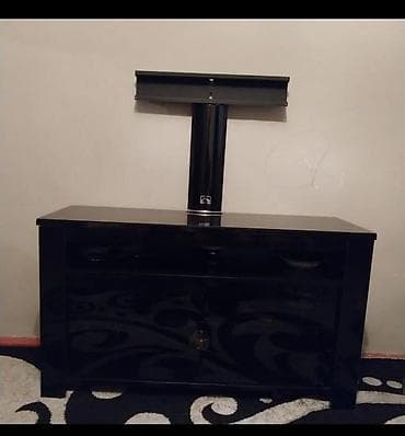 divar refi: Düz TV altlığı, Polkalı, Laminat — 3