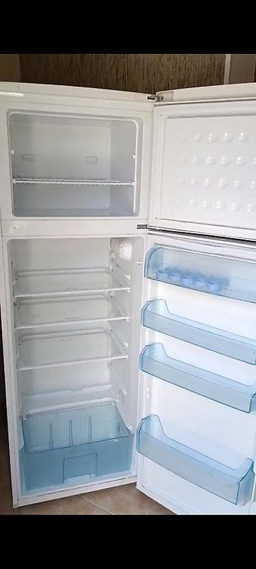 tok pletkası: Temiz BEKO soyuducusu tam işlək heç bir problemi yoxdur qiymət 180 — 7