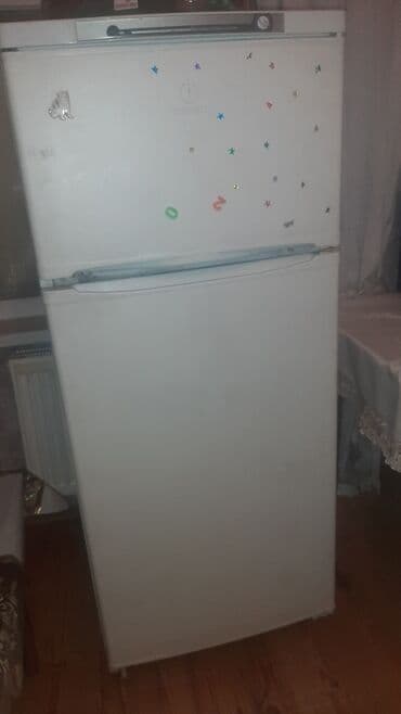 Другая техника для кухни: Б/у 2 двери Indesit Холодильник Продажа, цвет - Белый — 7