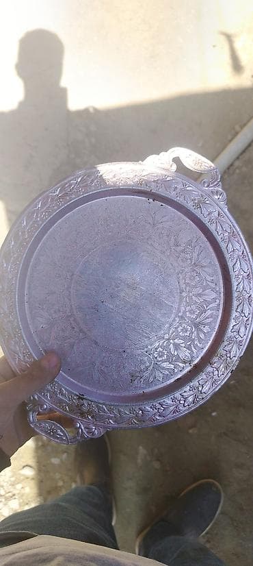 antik şamdan: Metall dekorativ sini/tray - Material: döküm metal (gümüşü rəng) - — 2