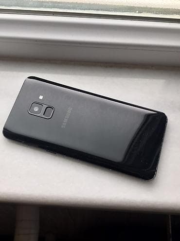 samsung a8 2018 ekran: Samsung Galaxy A8 2018, 32 GB, rəng - Qara, Barmaq izi — 3