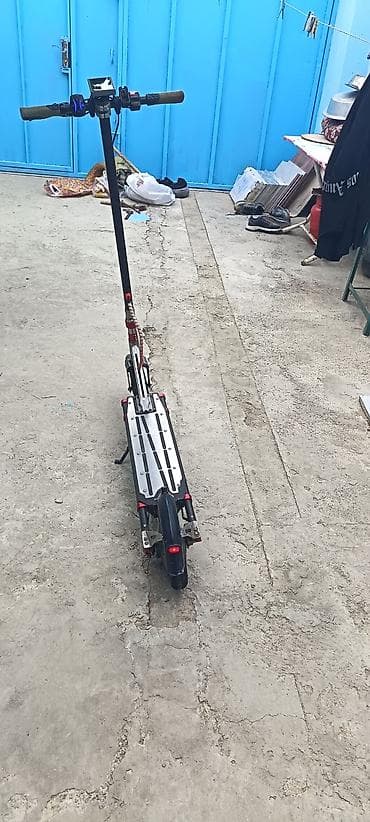Электротранспорт: Salam skuter satilir hec bir problemi yoxdur suret 40 km gedis 30 35 — 2