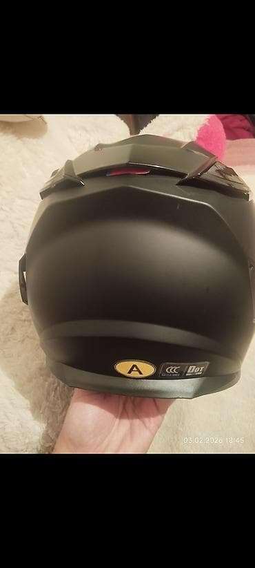 Su nəqliyyatı: Moto dəbilqə – sport/modular tipli - Rəng: mat qara - Korpus: yüngül — 2