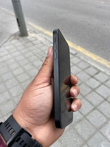 iphone 12 mini: IPhone 11, 64 GB, Qara — 2