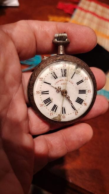 Antik cib saatı • Növü: Dəmir yolu cib saatı ("Chemin de Fer"). •