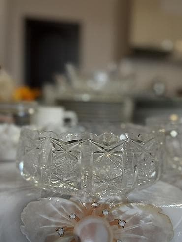 meyve vitrni: Kəsimli şüşə (kristal üslubunda) qab - Material: qalın, şəffaf — 1