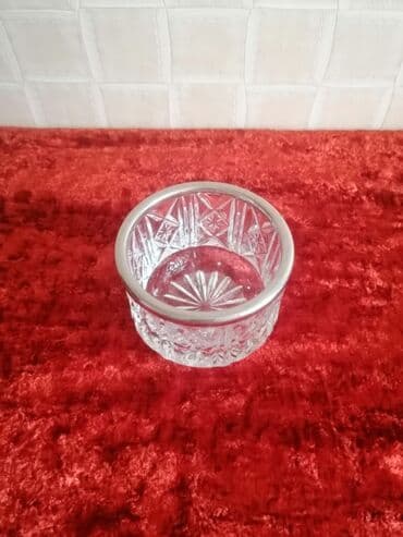 Xrustal konfet qabi. Пр-во: Чехословакия. Состояние идеальное. Konfet lalafo.az -da — 4 Xrustal konfet qabi. Пр-во: Чехословакия. Состояние идеальное. Konfet — 4