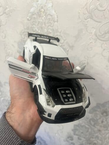 oyun kartları: Yarış üslublu oyuncaq maşın modeli - Korpus: ağ-qara rəng sxemi — 5