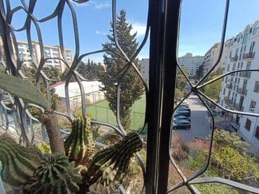 Bakı, Bakıxanov qəs., 3 otaqlı, Köhnə tikili, 85 kv. m — 22