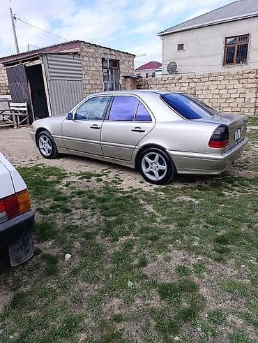 ford mustang 1967 satilir: Mercedes-Benz C-Class: 2.3 l | 1998 il Sedan — 2