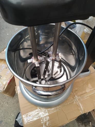 Тестомесильные аппараты: 50 кг, Турция, Оплата наличными — 3