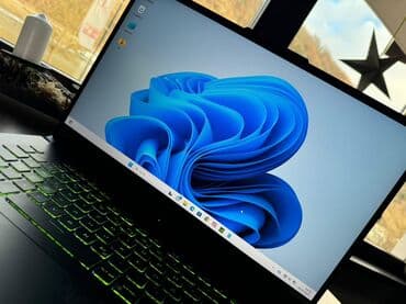 Qoruyucu plyonka və şüşələr: AMD Ryzen 7, 16 GB, 17.3 " — 1