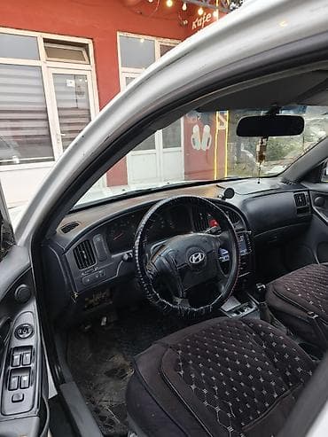 ilkin odenis 2000 azn avtomobil: Hyundai Elantra: 1.6 l | 2005 il Sedan — 8