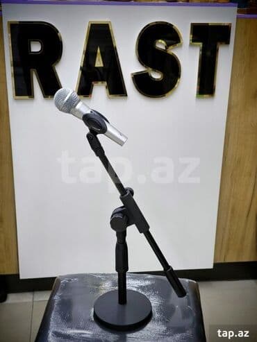 теннисный стол: Mikrafon tutacagi mikrafon dayagi Mikrafon stoykasi stol ustu Rast — 1