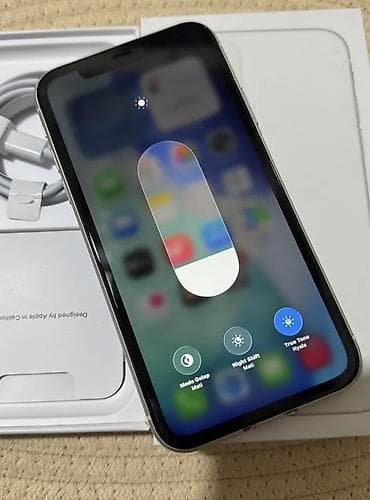 iphone dubay variantı: IPhone 11, 128 GB, Ağ, Zəmanət, Simsiz şarj, Face ID — 4