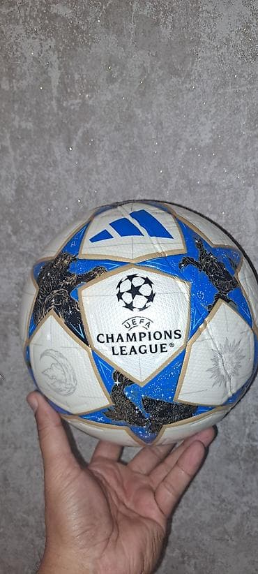 Toplar: Məhsul: UEFA Champions League futbol topları Xüsusiyyətlər: - Rəsmi — 1